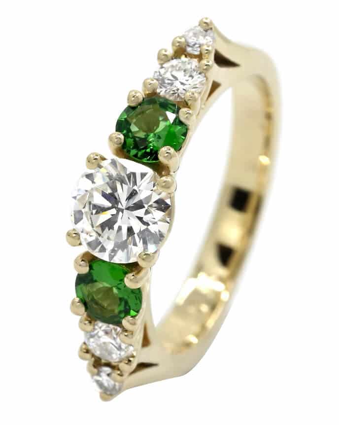 alternating diamond and tsavorite ring