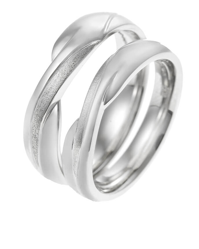 Pair of twisted platinum wedding bands