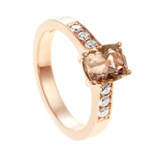 rose gold ring with peach gemstone