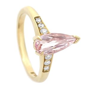 Morganite and diamond gold ring